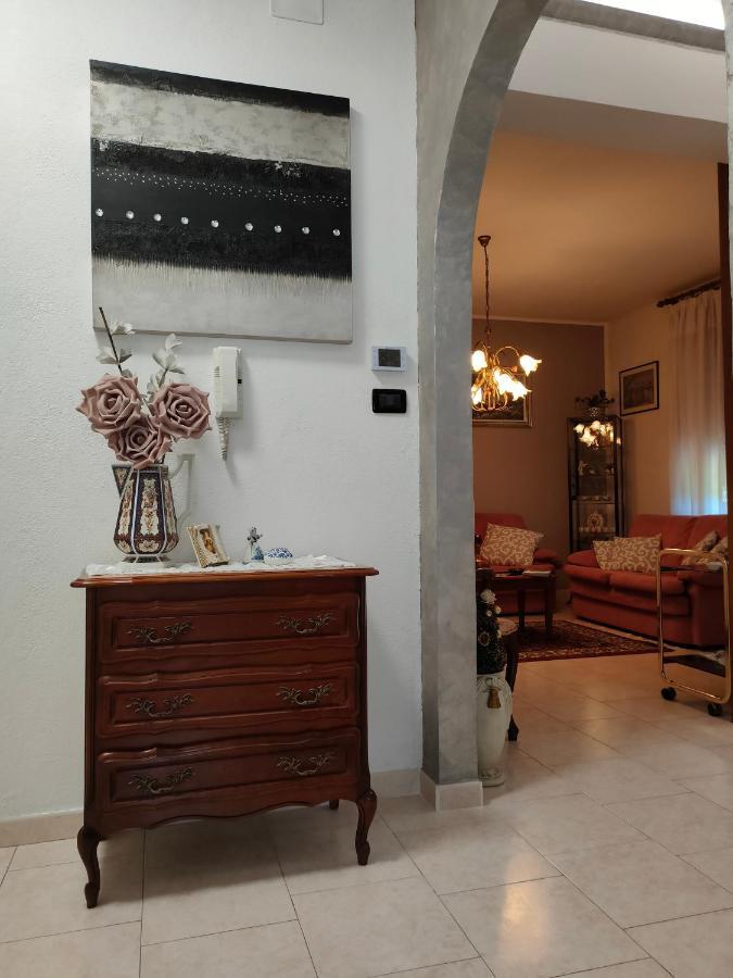 Delizioso Appartamento Locazione Turistica لونيغو المظهر الخارجي الصورة